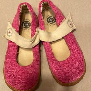 Livie and Luca magenta shoes size 1